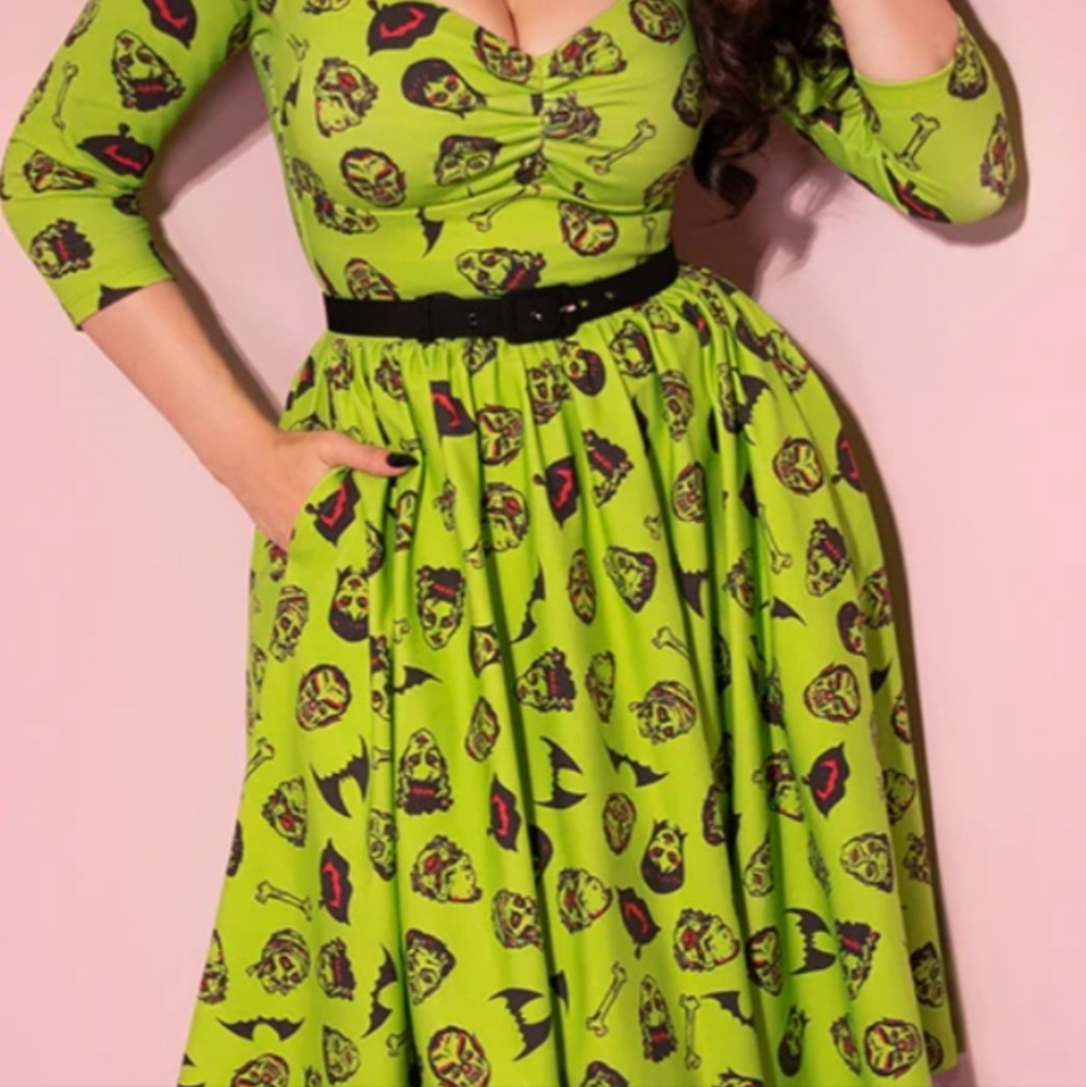 PUG Laura Byrnes Pinup Couture Monster Print Plus Size Dress 4X